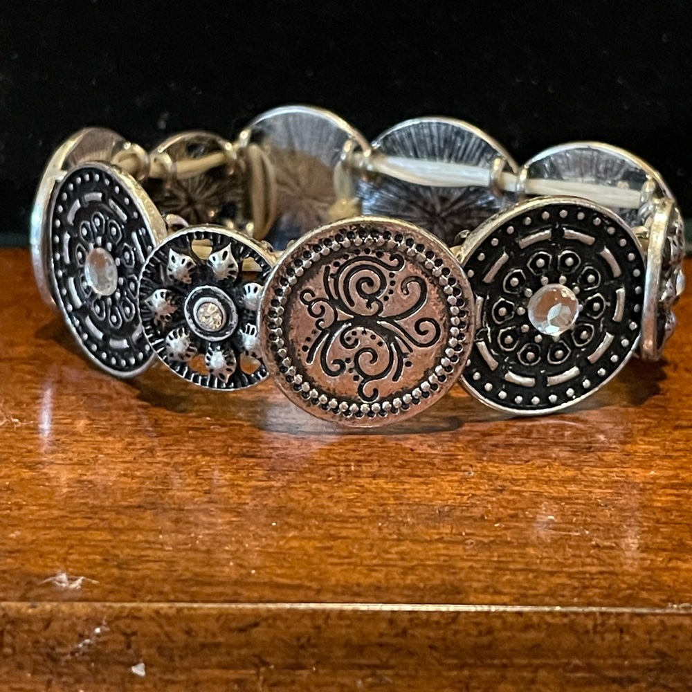 Rustic Cuff Silver stretch bracelet